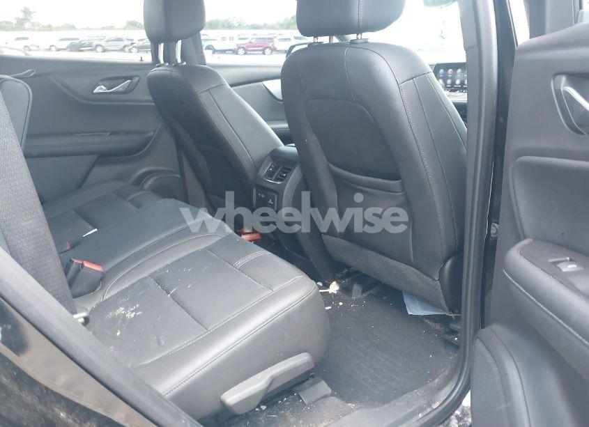 Photo 8 of 2019 Chevrolet Blazer (VIN 3GNKBDRS1KS666169)