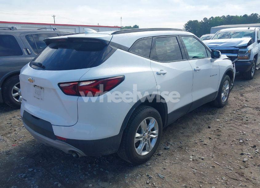 Photo 4 of 2021 Chevrolet Blazer FWD 3LT (VIN 3GNKBDRS2MS510306)