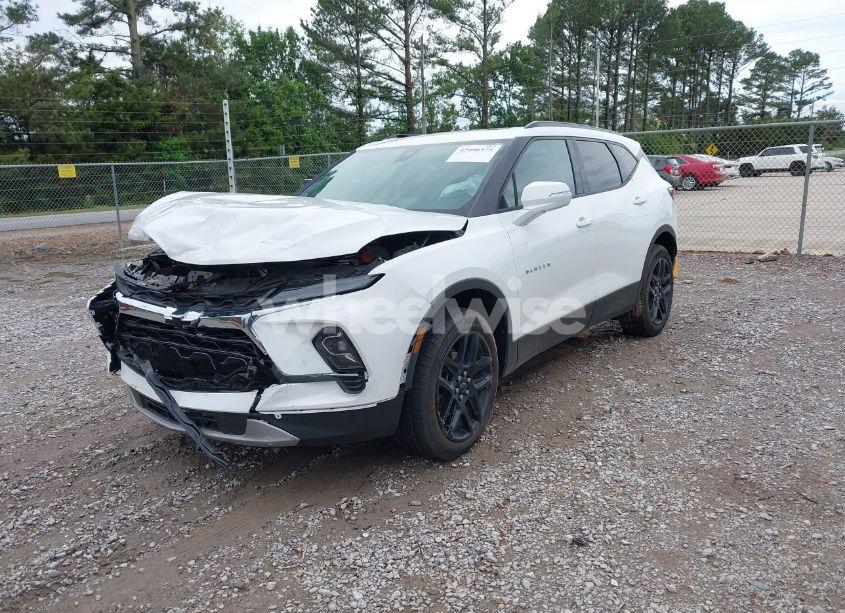 Photo 2 of 2024 Chevrolet Blazer FWD 3LT (VIN 3GNKBDRS3RS182739)
