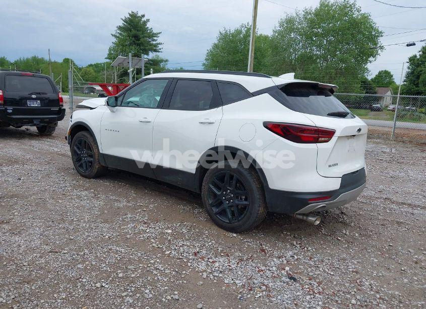 Photo 3 of 2024 Chevrolet Blazer FWD 3LT (VIN 3GNKBDRS3RS182739)