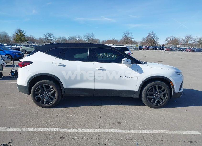 Photo 13 of 2019 Chevrolet Blazer (VIN 3GNKBDRS4KS703554)