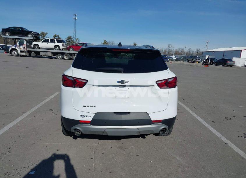 Photo 16 of 2019 Chevrolet Blazer (VIN 3GNKBDRS4KS703554)