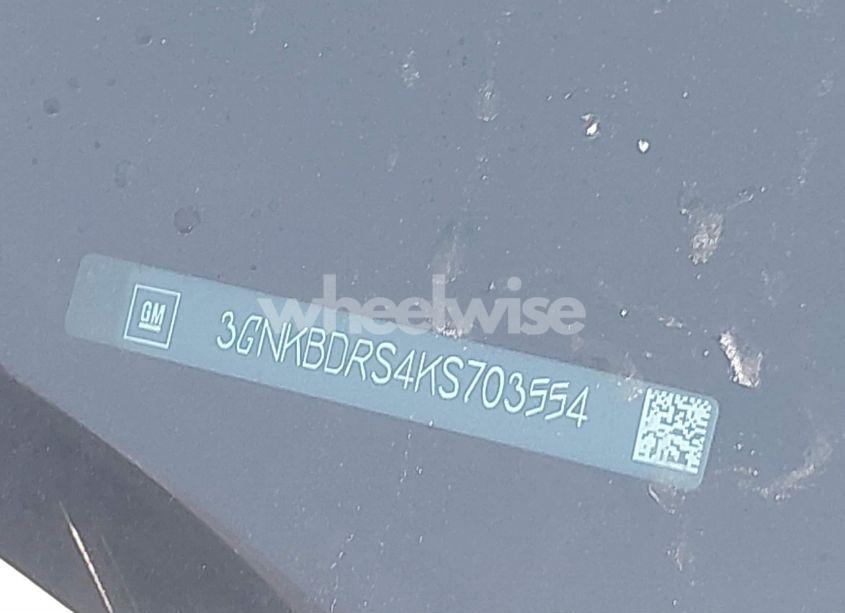 Photo 9 of 2019 Chevrolet Blazer (VIN 3GNKBDRS4KS703554)