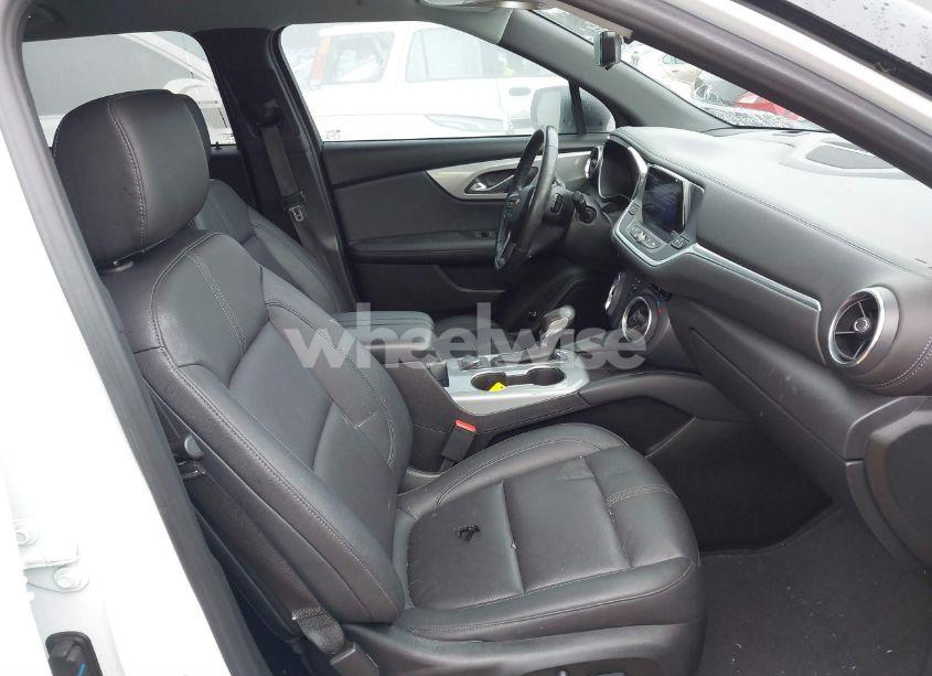 Photo 5 of 2021 Chevrolet Blazer FWD 3LT (VIN 3GNKBDRS5MS520988)