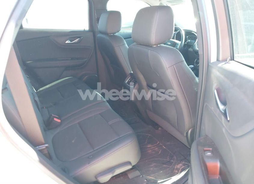 Photo 8 of 2022 Chevrolet Blazer FWD 3LT (VIN 3GNKBDRS6NS132105)