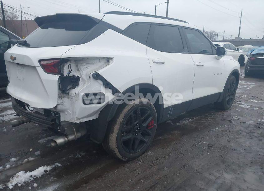 Photo 4 of 2021 Chevrolet Blazer FWD 3LT (VIN 3GNKBDRS7MS533547)