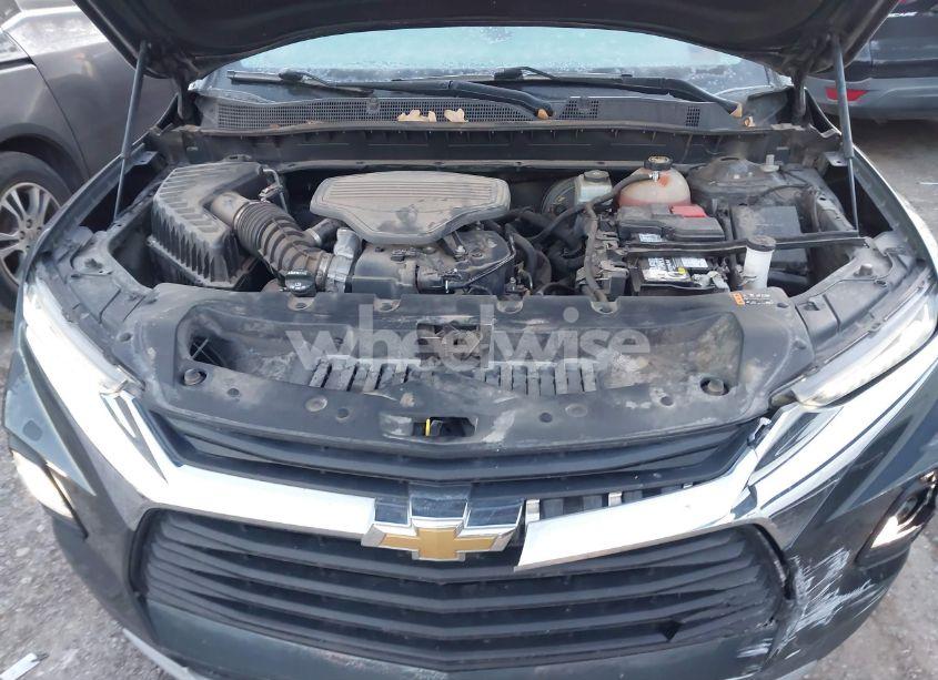 Photo 10 of 2019 Chevrolet Blazer (VIN 3GNKBDRS8KS543257)