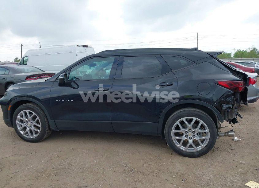 Photo 15 of 2023 Chevrolet Blazer FWD 3LT (VIN 3GNKBDRS8PS229972)