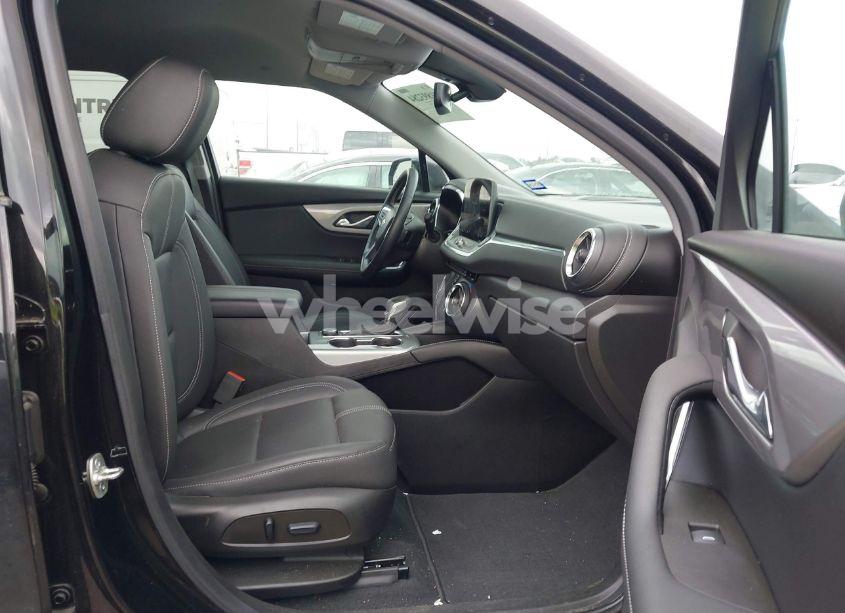 Photo 5 of 2023 Chevrolet Blazer FWD 3LT (VIN 3GNKBDRS8PS229972)