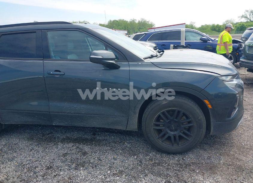 Photo 13 of 2019 Chevrolet Blazer (VIN 3GNKBDRS9KS647711)