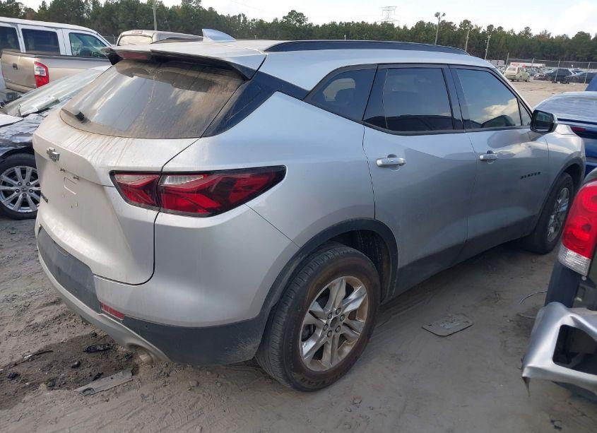 Photo 4 of 2021 Chevrolet Blazer FWD 3LT (VIN 3GNKBDRS9MS501408)