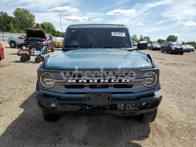 Photo 3 of 2021 FORD BRONCO BASE N/A (VIN 3GNKBDRS9MS554903)