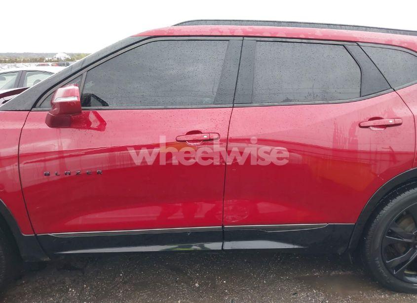 Photo 15 of 2020 Chevrolet Blazer FWD RS (VIN 3GNKBERS0LS575692)