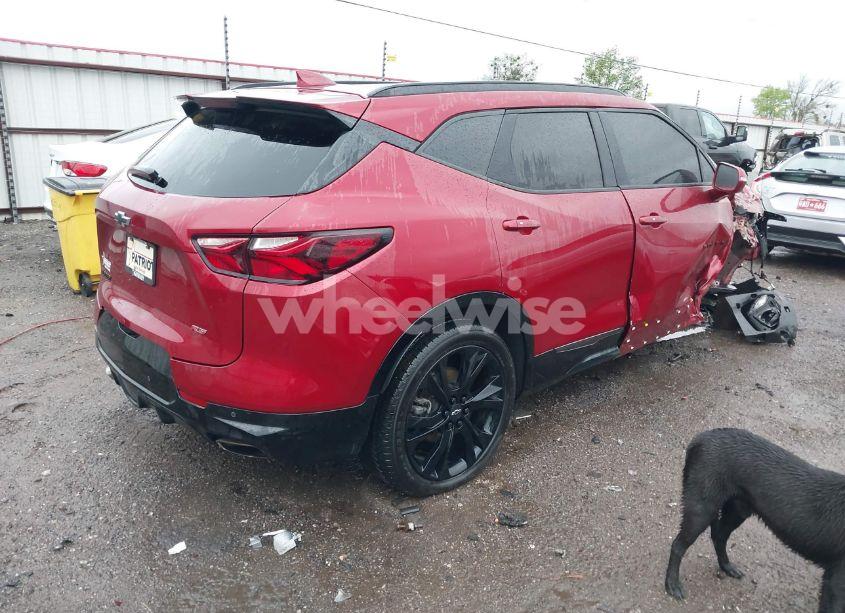 Photo 4 of 2020 Chevrolet Blazer FWD RS (VIN 3GNKBERS0LS575692)