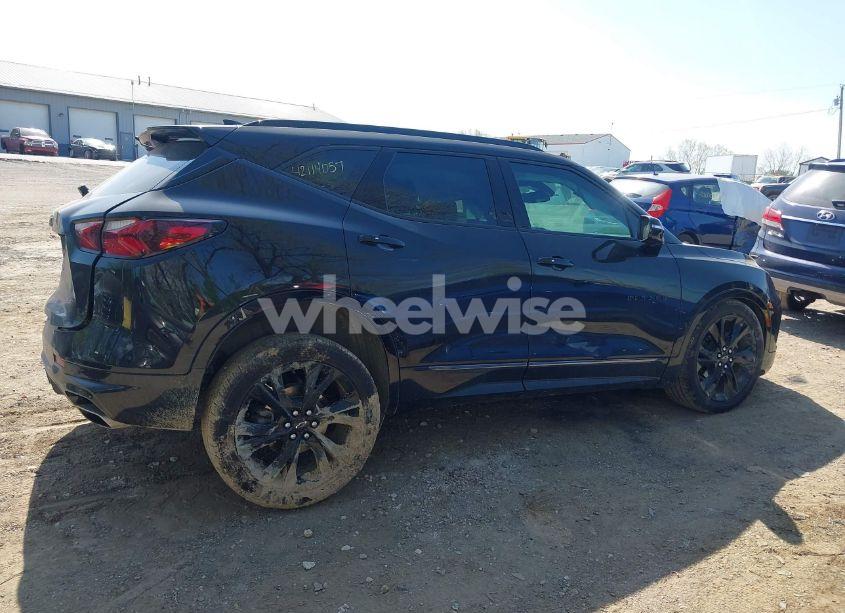 Photo 13 of 2022 Chevrolet Blazer FWD RS (VIN 3GNKBERS0NS137967)