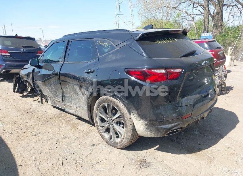Photo 3 of 2022 Chevrolet Blazer FWD RS (VIN 3GNKBERS0NS137967)