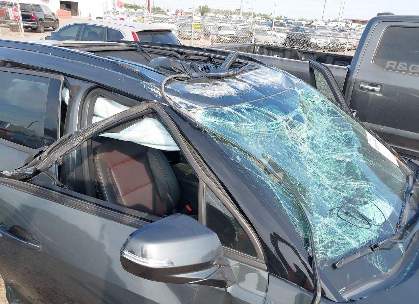 Photo 6 of 2020 Chevrolet Blazer FWD RS (VIN 3GNKBERS1LS548419)