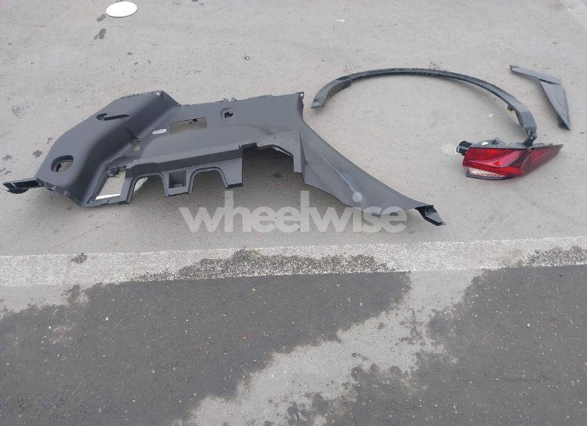 Photo 12 of 2020 Chevrolet Blazer FWD RS (VIN 3GNKBERS1LS672254)