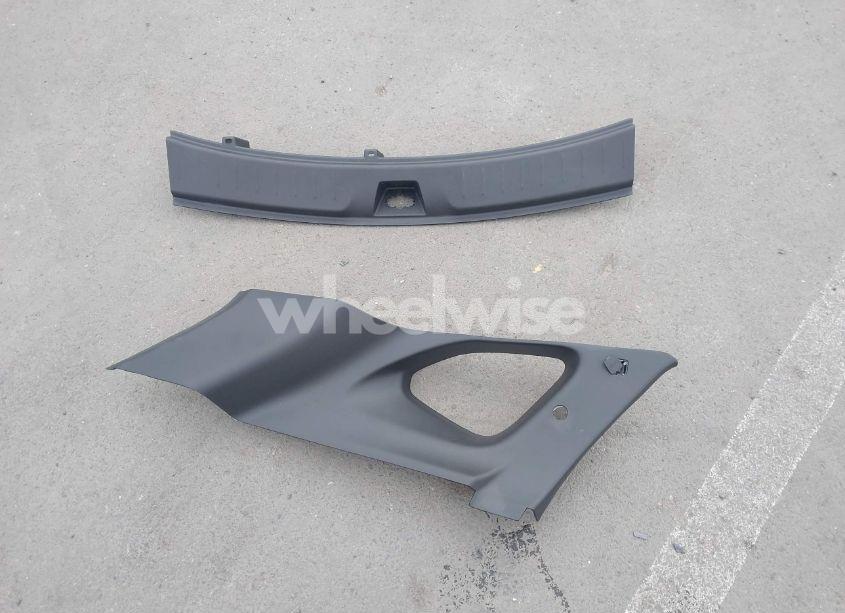 Photo 19 of 2020 Chevrolet Blazer FWD RS (VIN 3GNKBERS1LS672254)