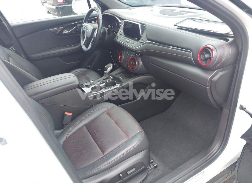 Photo 5 of 2020 Chevrolet Blazer FWD RS (VIN 3GNKBERS1LS672254)