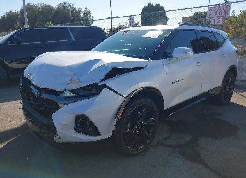 Photo 2 of 2020 Chevrolet Blazer FWD RS (VIN 3GNKBERS1LS725986)