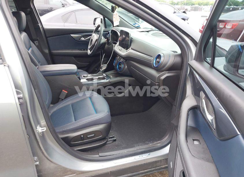 Photo 5 of 2023 Chevrolet Blazer FWD RS (VIN 3GNKBERS1PS225588)