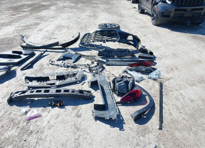 Photo 12 of 2019 Chevrolet Blazer RS (VIN 3GNKBERS2KS695184)