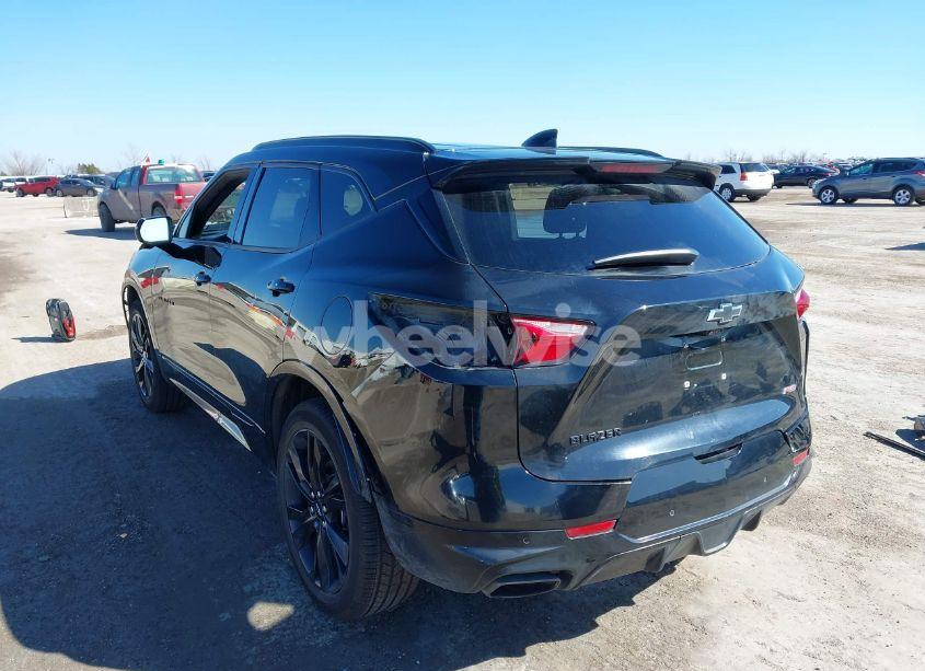 Photo 3 of 2019 Chevrolet Blazer RS (VIN 3GNKBERS2KS695184)