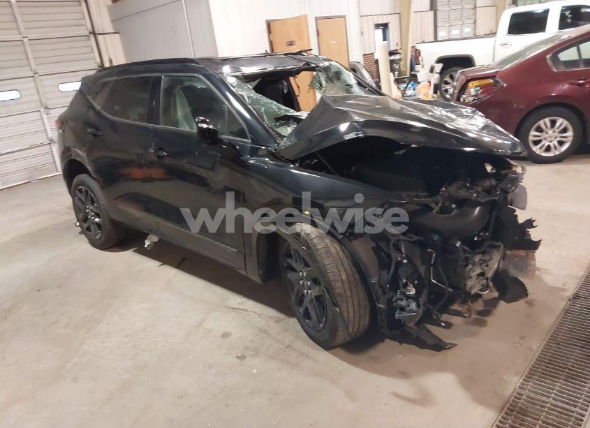 2023 Chevrolet Blazer FWD RS (VIN 3GNKBERS2PS187868) main photo