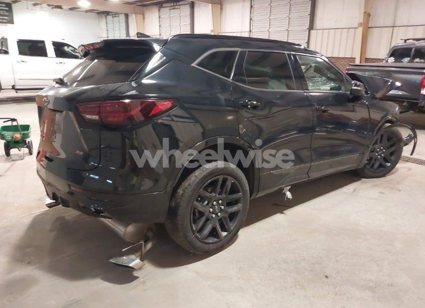 Photo 4 of 2023 Chevrolet Blazer FWD RS (VIN 3GNKBERS2PS187868)