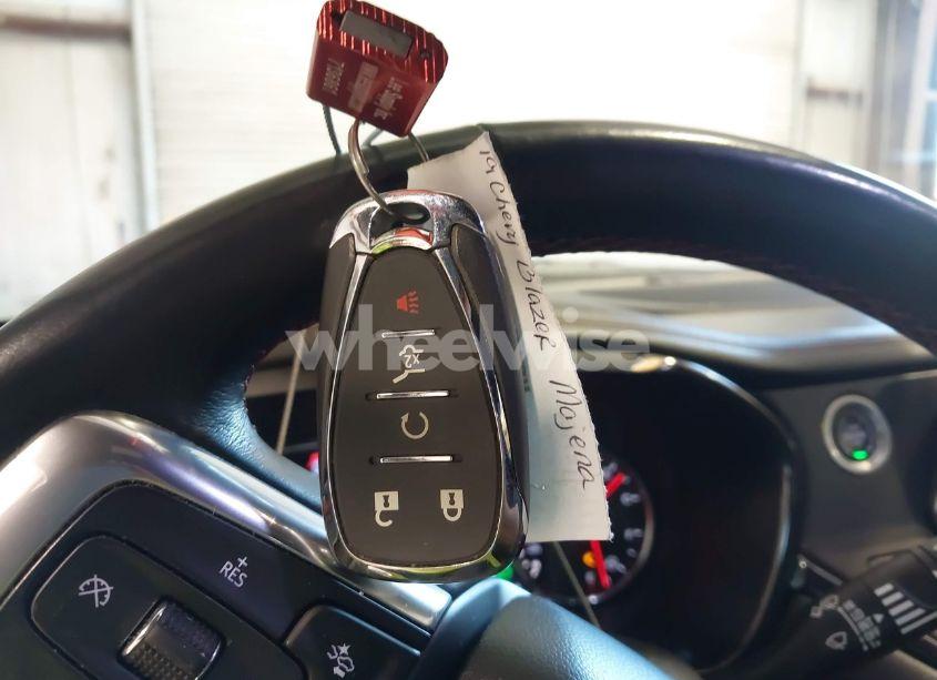 Photo 11 of 2019 Chevrolet Blazer RS (VIN 3GNKBERS3KS681486)