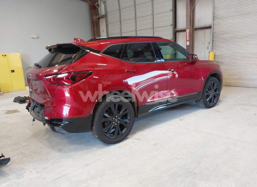 Photo 4 of 2019 Chevrolet Blazer RS (VIN 3GNKBERS3KS681486)