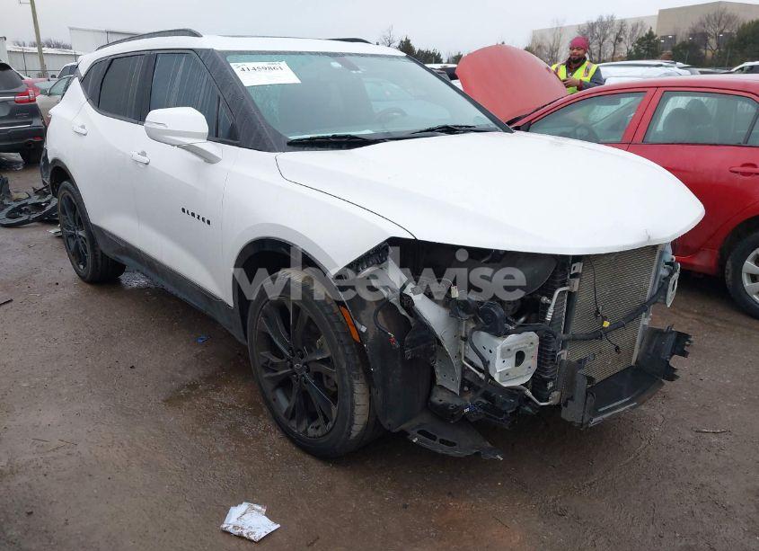 2020 Chevrolet Blazer FWD RS (VIN 3GNKBERS3LS553850) main photo