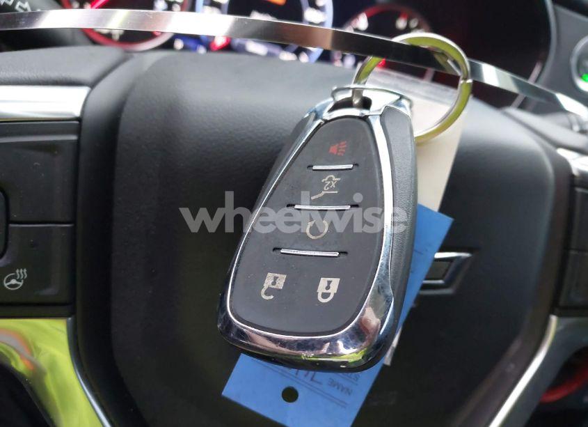 Photo 11 of 2020 Chevrolet Blazer FWD RS (VIN 3GNKBERS3LS553850)