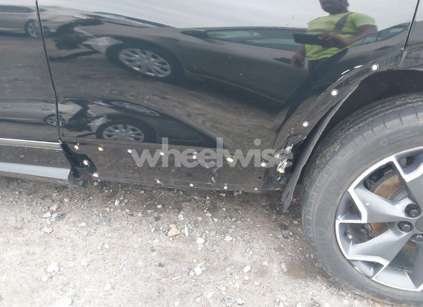 Photo 20 of 2021 Chevrolet Blazer FWD RS (VIN 3GNKBERS3MS582492)