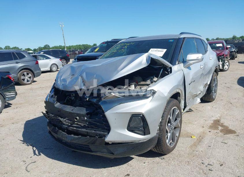 Photo 2 of 2019 Chevrolet Blazer RS (VIN 3GNKBERS4KS678029)