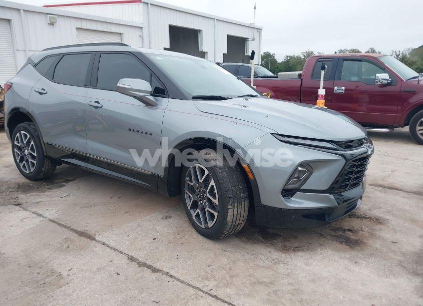 2023 Chevrolet Blazer FWD RS (VIN 3GNKBERS4PS118163) main photo