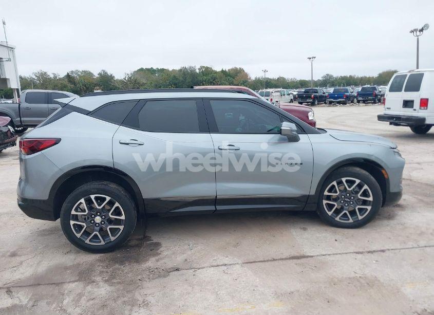 Photo 13 of 2023 Chevrolet Blazer FWD RS (VIN 3GNKBERS4PS118163)