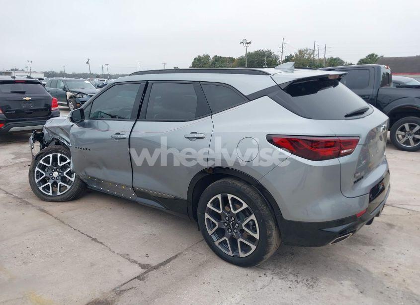 Photo 3 of 2023 Chevrolet Blazer FWD RS (VIN 3GNKBERS4PS118163)