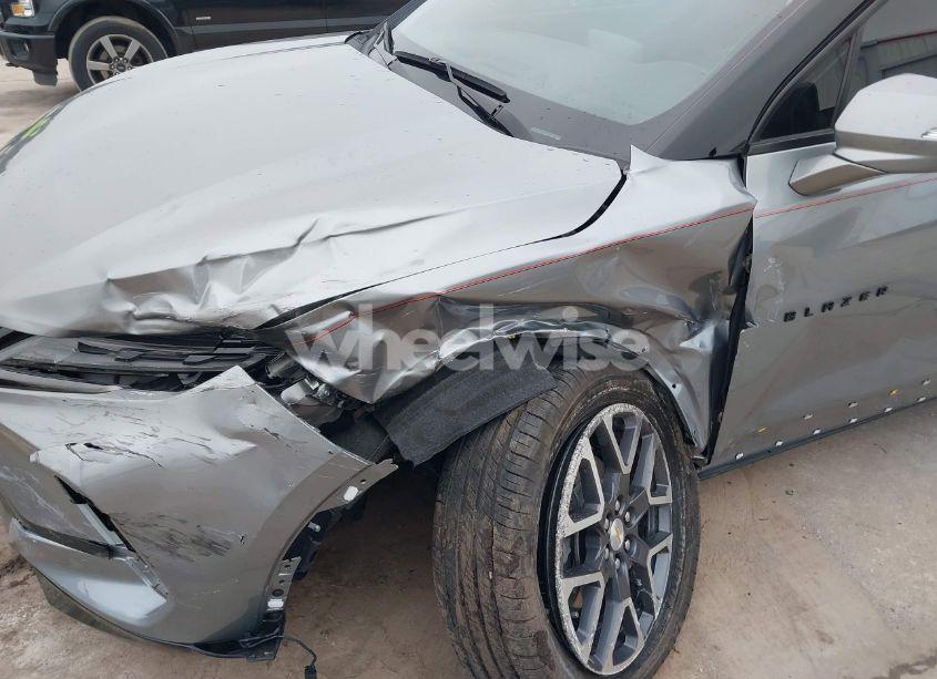 Photo 6 of 2023 Chevrolet Blazer FWD RS (VIN 3GNKBERS4PS118163)