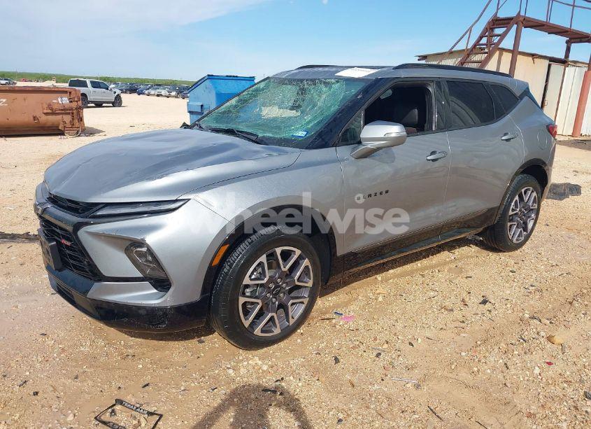 Photo 2 of 2023 Chevrolet Blazer FWD RS (VIN 3GNKBERS4PS179447)
