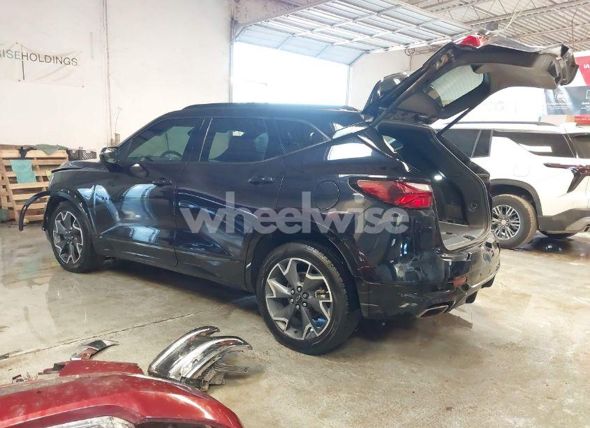 Photo 3 of 2020 Chevrolet Blazer FWD RS (VIN 3GNKBERS5LS596909)