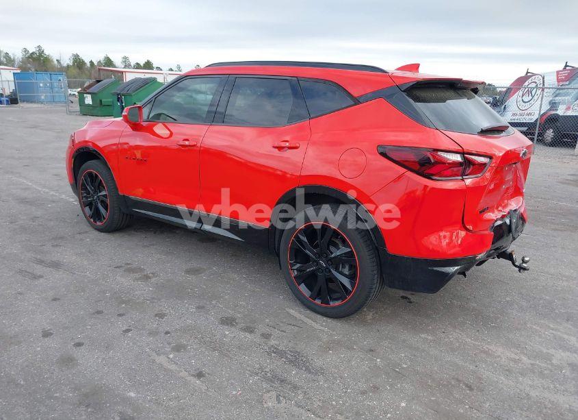 Photo 3 of 2020 Chevrolet Blazer FWD RS (VIN 3GNKBERS5LS665940)