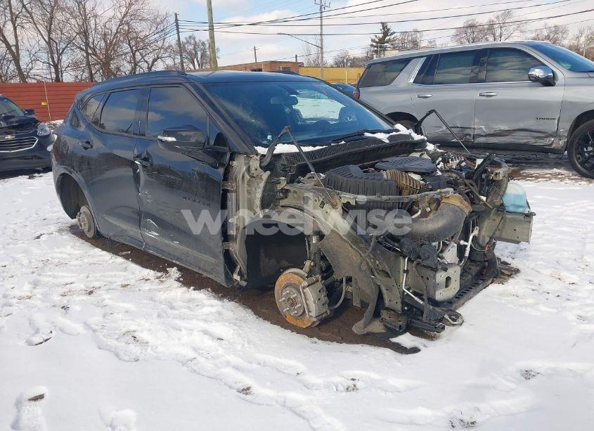 2020 Chevrolet Blazer FWD RS (VIN 3GNKBERS5LS708902) main photo