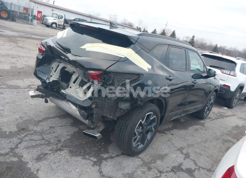 Photo 4 of 2021 Chevrolet Blazer FWD RS (VIN 3GNKBERS5MS543161)