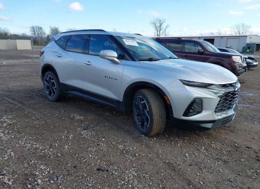 2020 Chevrolet Blazer FWD RS (VIN 3GNKBERS6LS727927) main photo