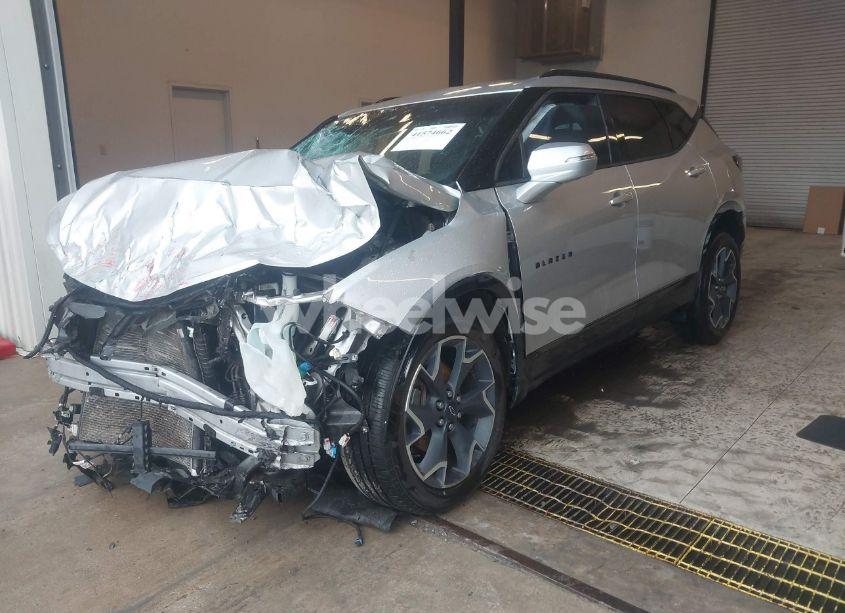 Photo 2 of 2020 Chevrolet Blazer FWD RS (VIN 3GNKBERS7LS549168)