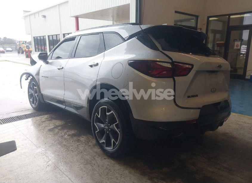 Photo 3 of 2020 Chevrolet Blazer FWD RS (VIN 3GNKBERS7LS549168)