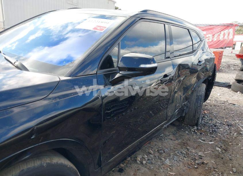 Photo 6 of 2020 Chevrolet Blazer FWD RS (VIN 3GNKBERS7LS655135)