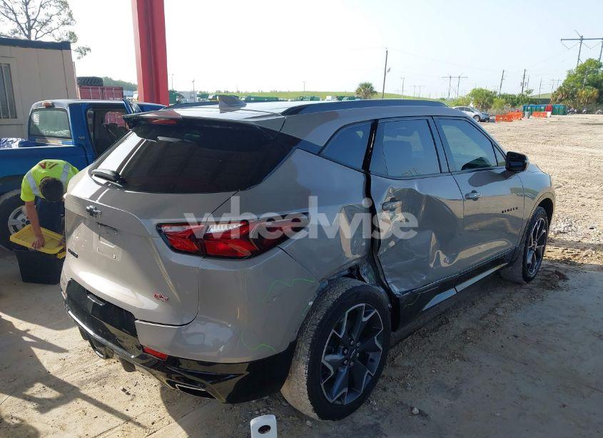 Photo 4 of 2021 Chevrolet Blazer FWD RS (VIN 3GNKBERS7MS556879)